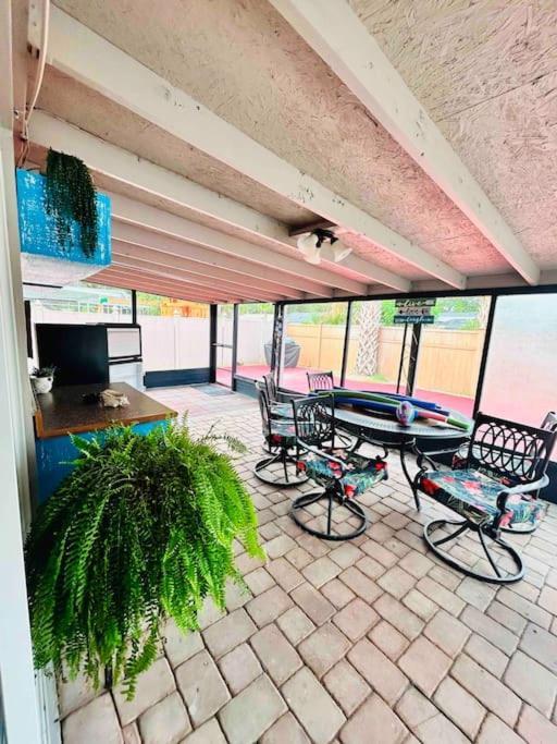 Vintage Family Scape + Heated Pool&Discount Villa Tampa Luaran gambar