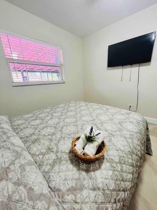 Vintage Family Scape + Heated Pool&Discount Villa Tampa Luaran gambar