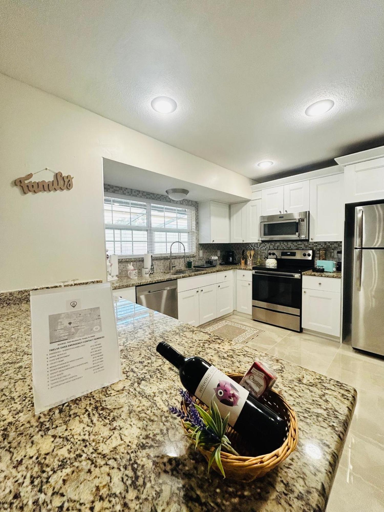 Vintage Family Scape + Heated Pool&Discount Villa Tampa Luaran gambar